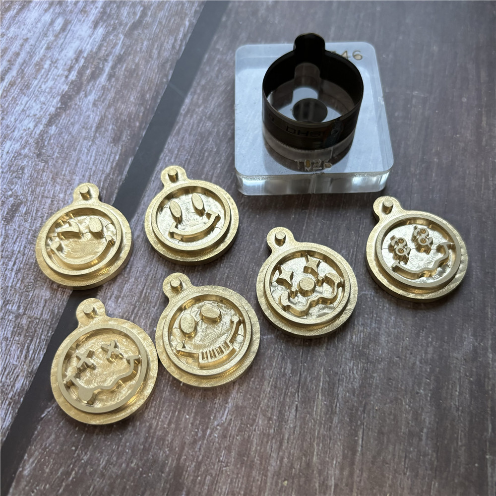 커스텀 펜던트 스마일 페이스 구리 가죽 스탬프 다이 커 - Leather Stamp Set 리뷰 및 가격