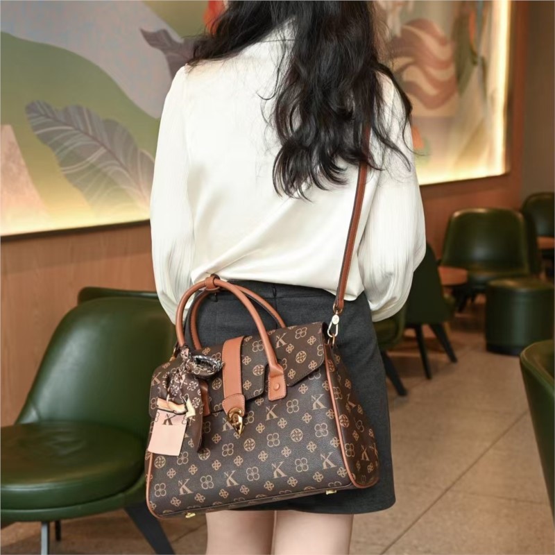 가벼운 럭셔리 브랜드 여성용 가방 2025 새로운 패션 - Leather Work Bag Women 리뷰 및 가격